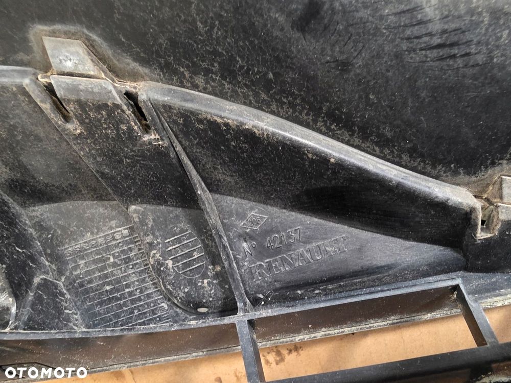 ATRAPA GRILL RENAULT LAGUNA II 42137 - 5