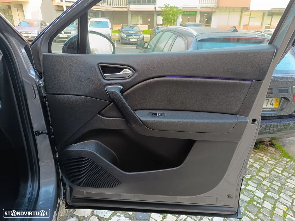 Renault Captur 1.6 E-Tech Plug-In Intens - 26