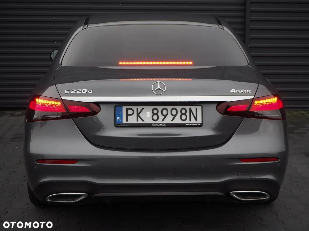 Mercedes-Benz Klasa E 220 d 4-Matic AMG - 19