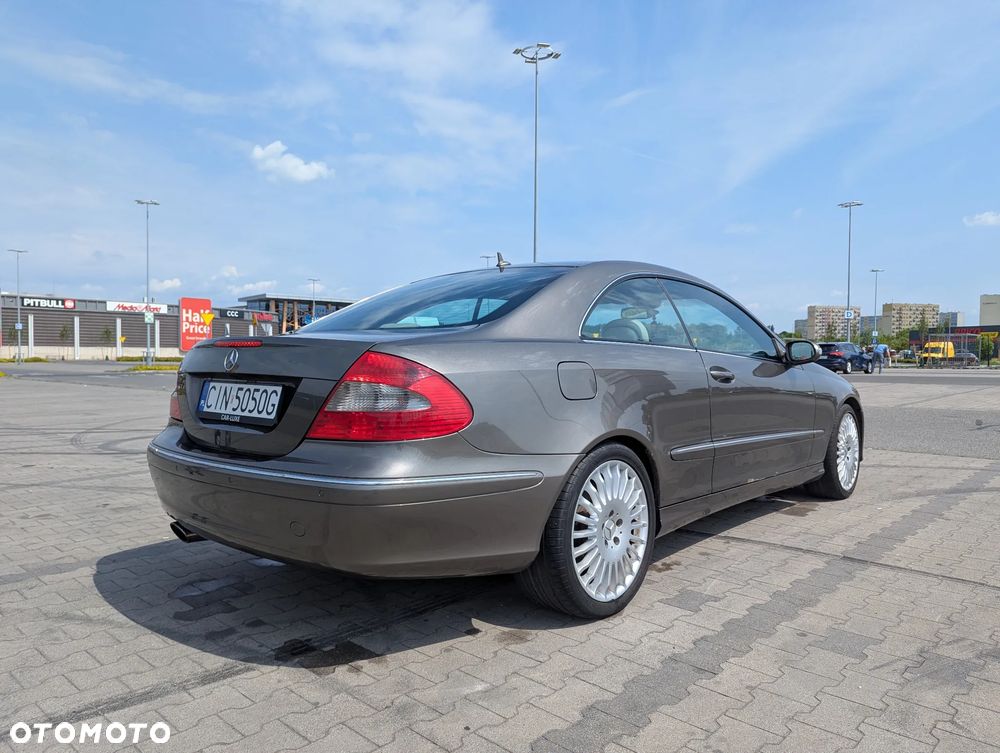 Mercedes-Benz CLK - 3