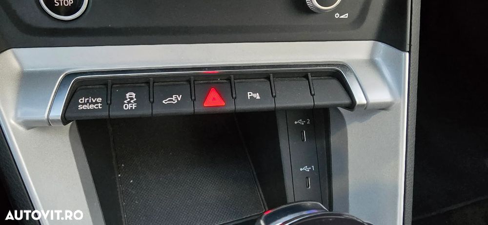 Audi Q3 45 TFSIe ack S tronic S line - 15