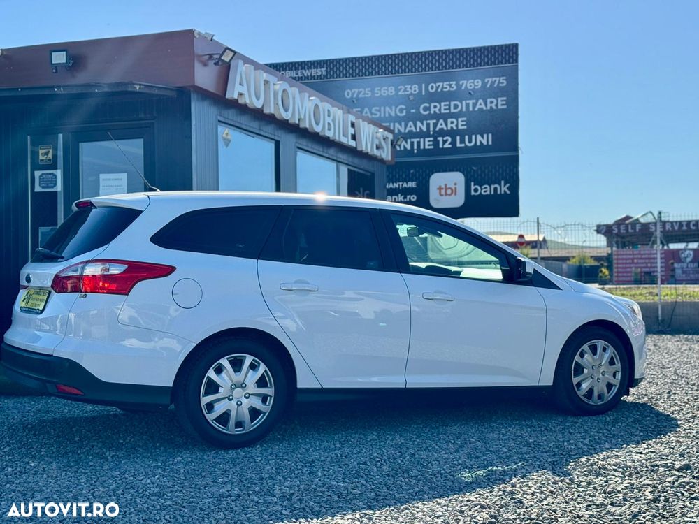 Ford Focus 1.6 TDCi ECOnetic 88g Start-Stopp-Sy Titanium - 29
