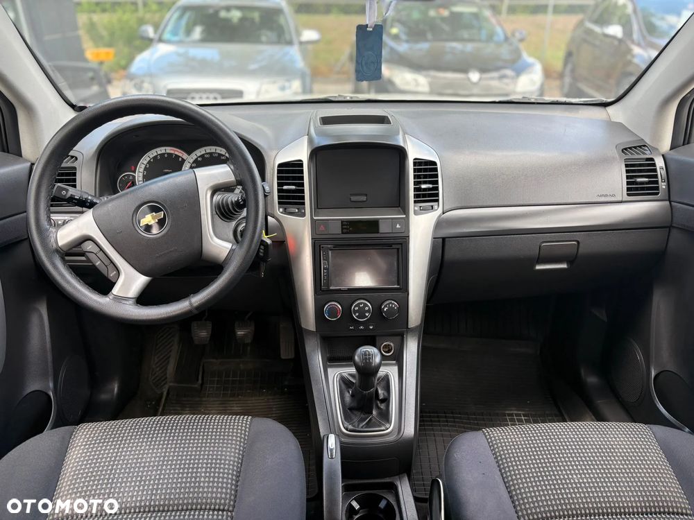 Chevrolet Captiva 2.4 2WD 7 Sitzer LS - 14