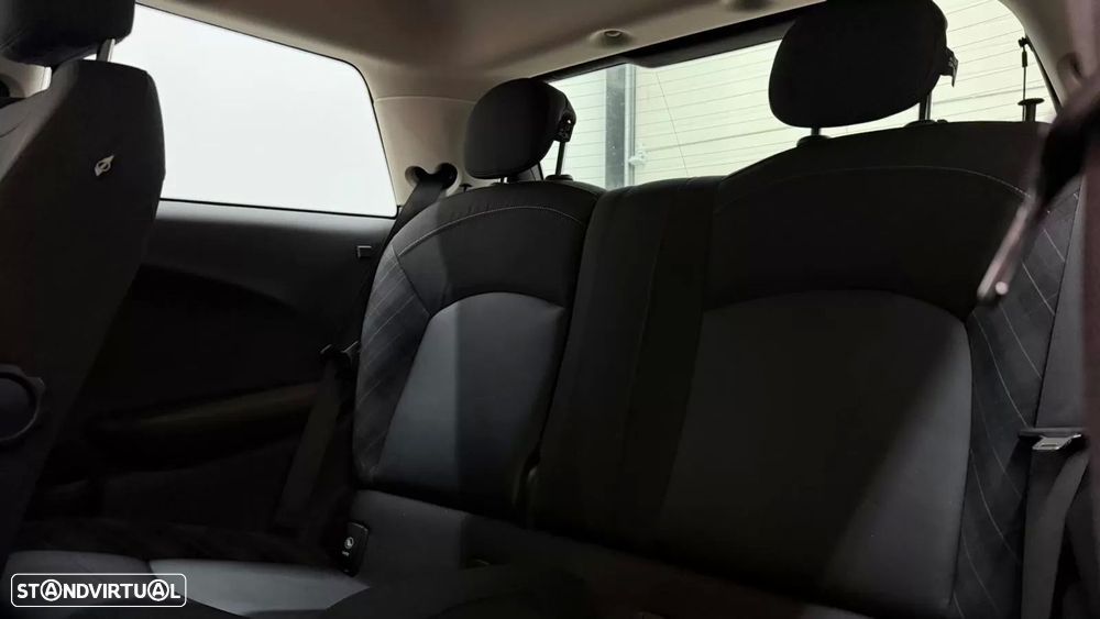 MINI 3 Portas Cooper - 23