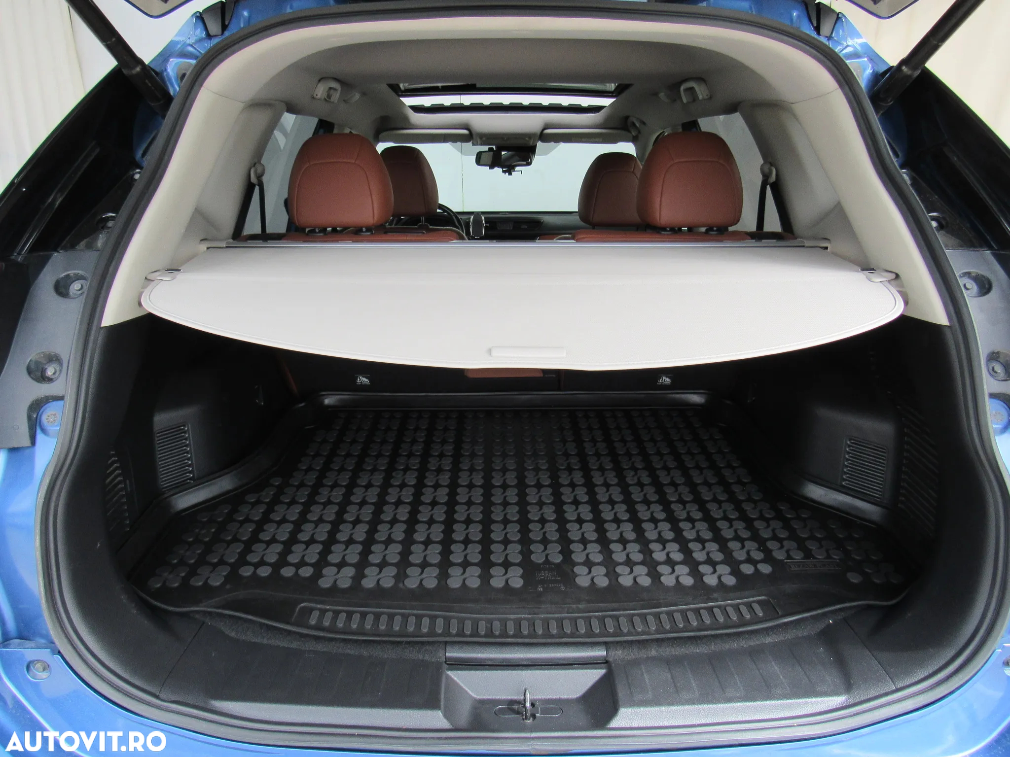 Nissan X-Trail 2.0D XTRONIC Start/Stop 4x4-i Tekna - 5