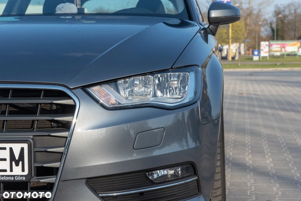 Audi A3 Sportback 1.6 TDI clean diesel Quattro Attraction - 4