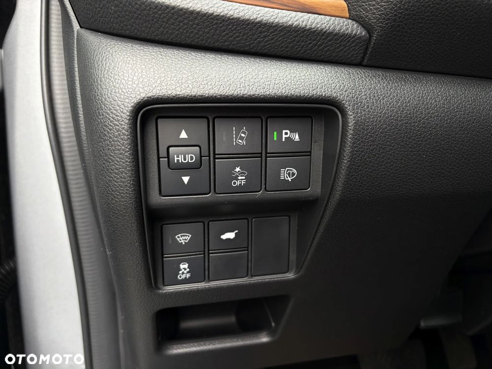 Honda CR-V 1.5 Executive (Honda Connect+) CVT - 33
