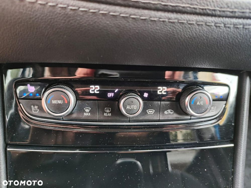 Opel Grandland X 1.6 T Ultimate S&S - 22