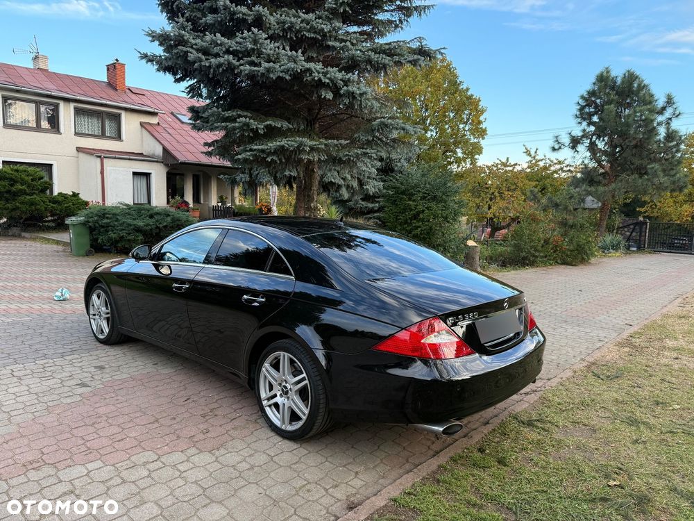 Mercedes-Benz CLS - 4