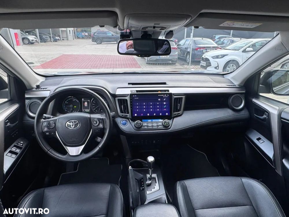 Toyota RAV4 - 15