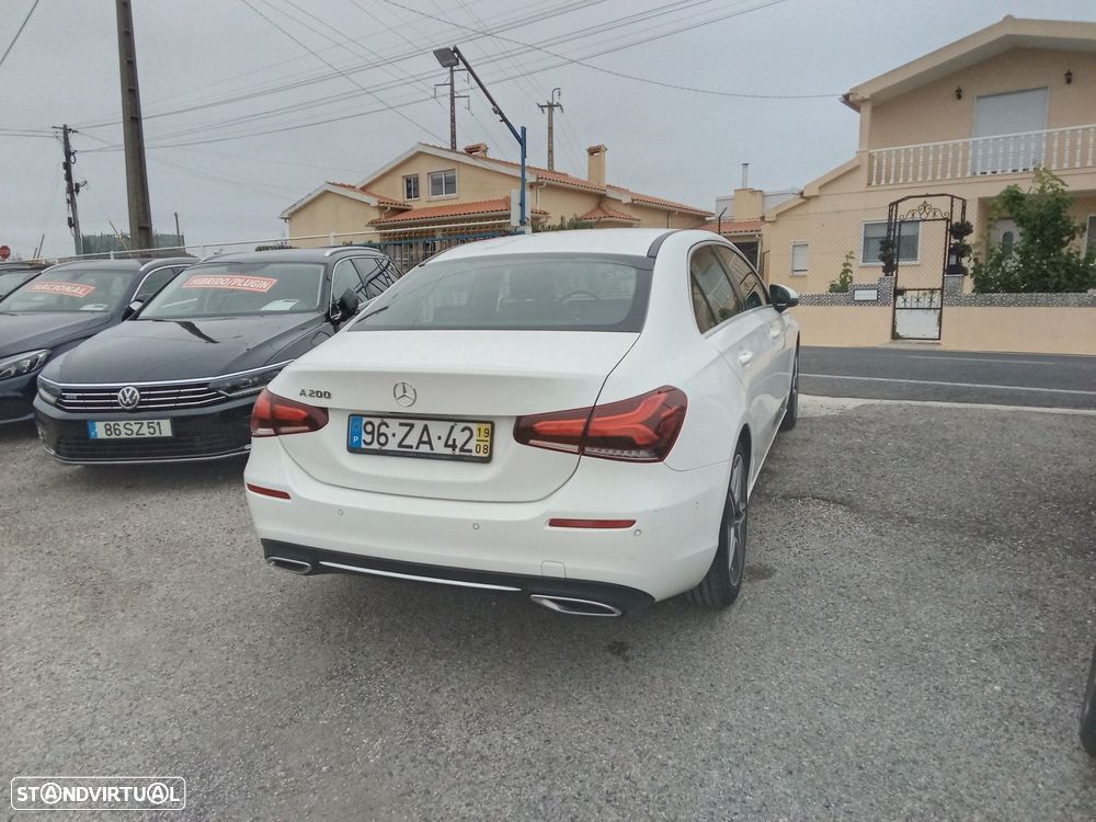 Mercedes-Benz A 200 Limousine AMG Line Aut. - 4