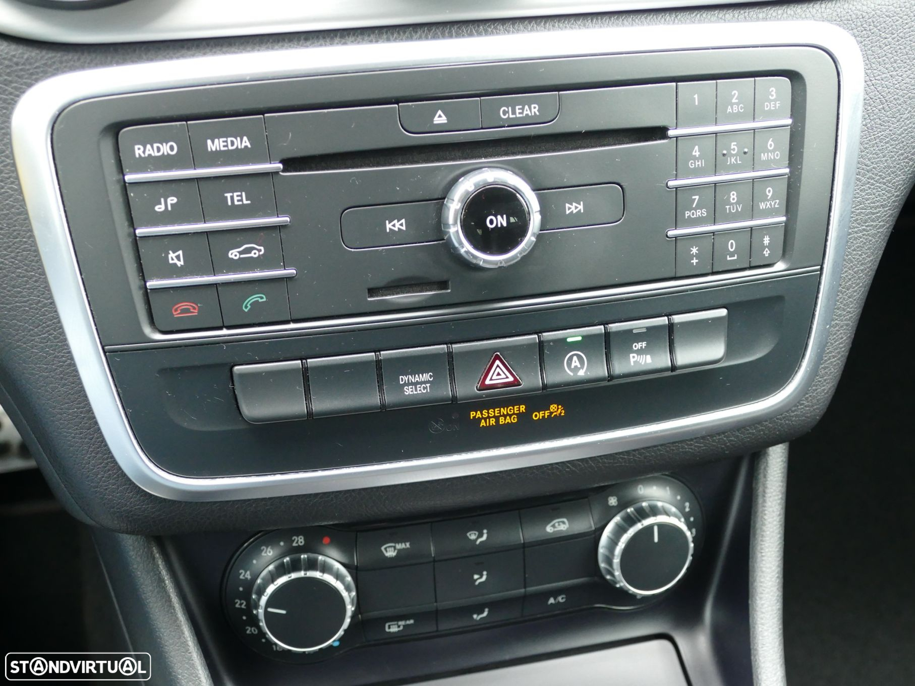Mercedes-Benz GLA 180 CDi AMG Line - 19