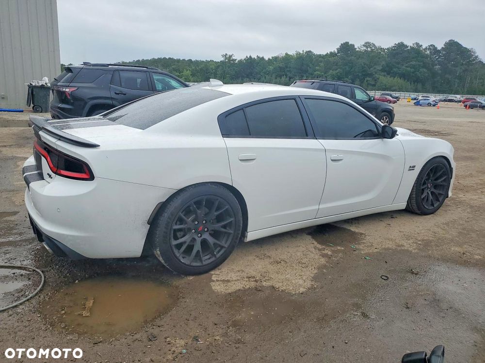 Dodge Charger - 4