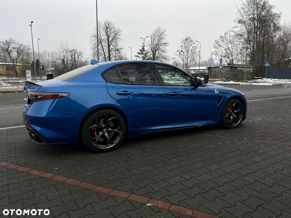 Alfa Romeo Giulia - 12