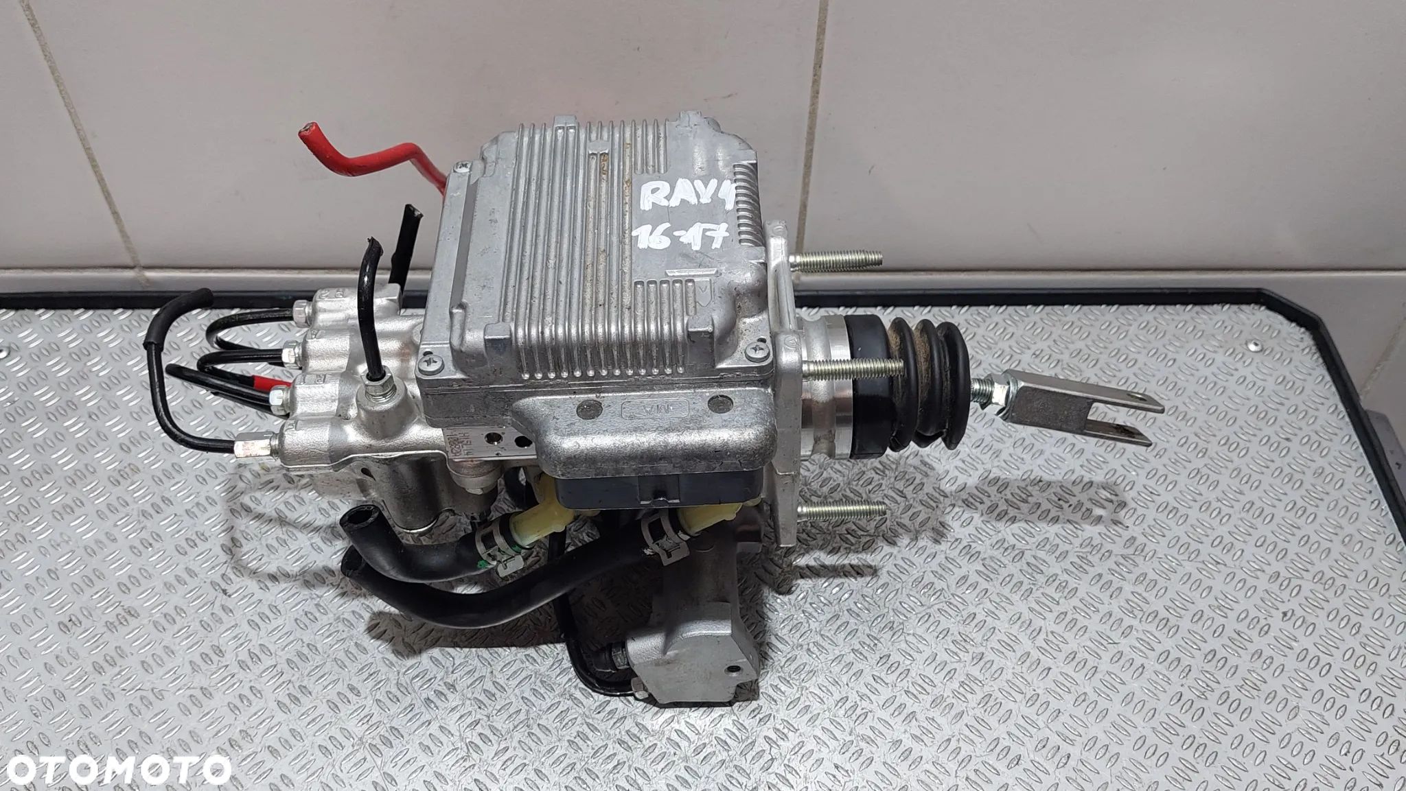 POMPA ABS TOYOTA RAV 4 2016-2017 2,5 DCI HYBRID NR 4721042090 - 1