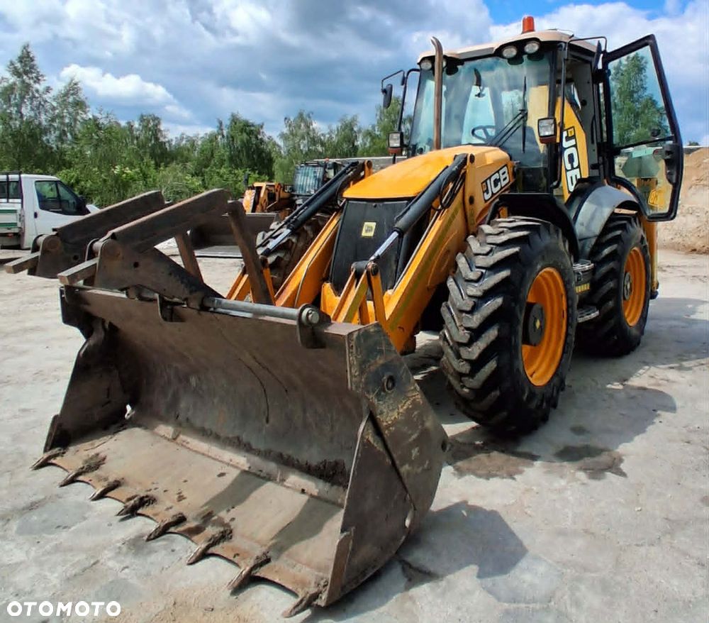 JCB - 5