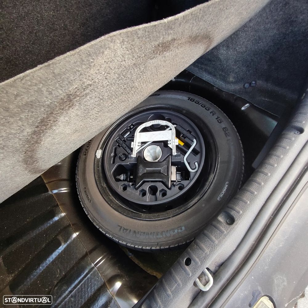 Renault Clio 1.2 16V SE Extreme - 20