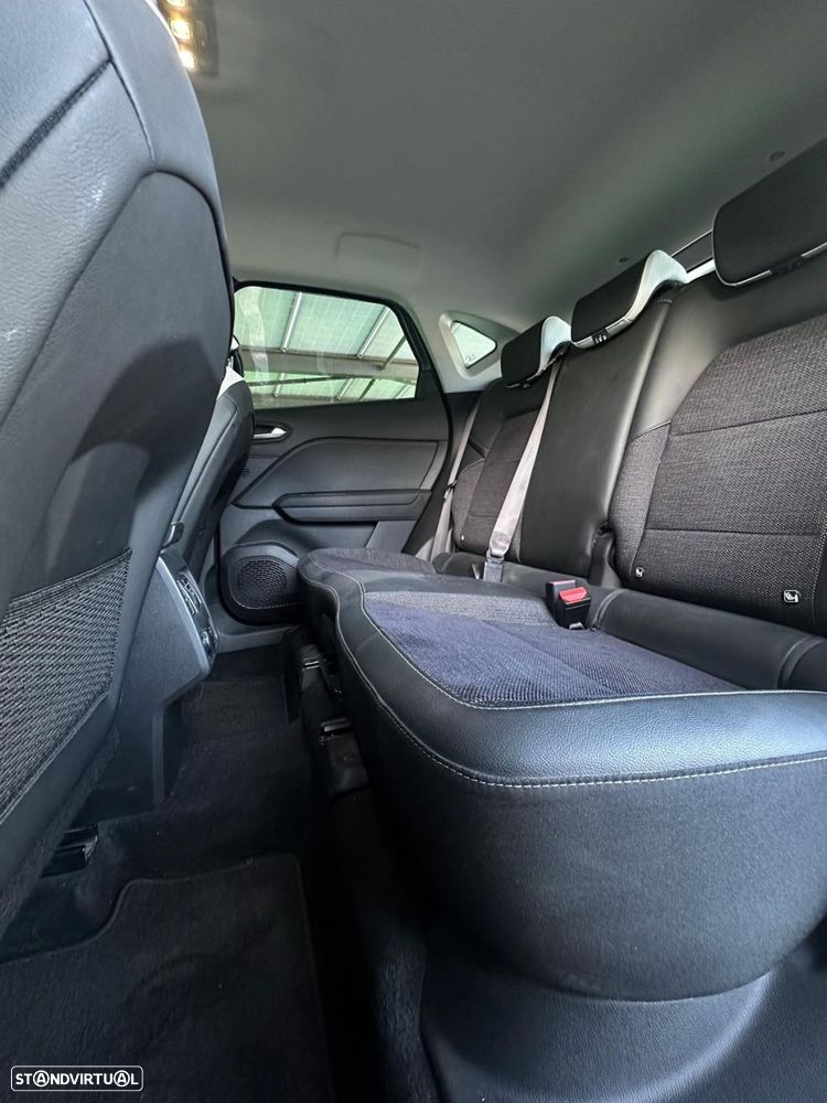 Renault Captur - 27