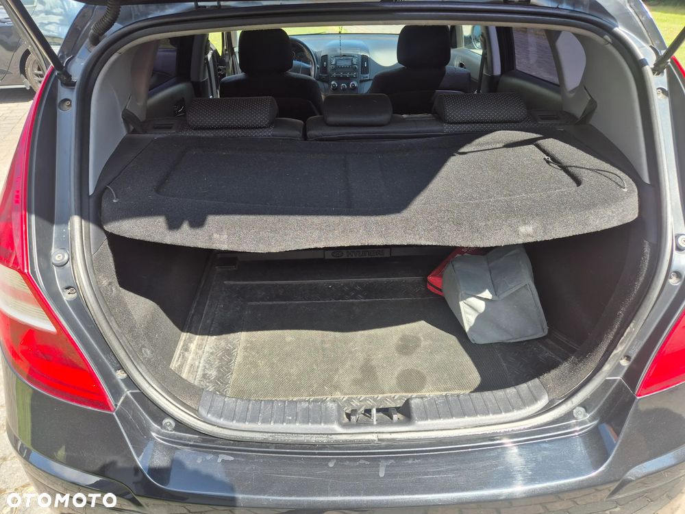 Hyundai i30 1.4 Classic + EU5 - 25