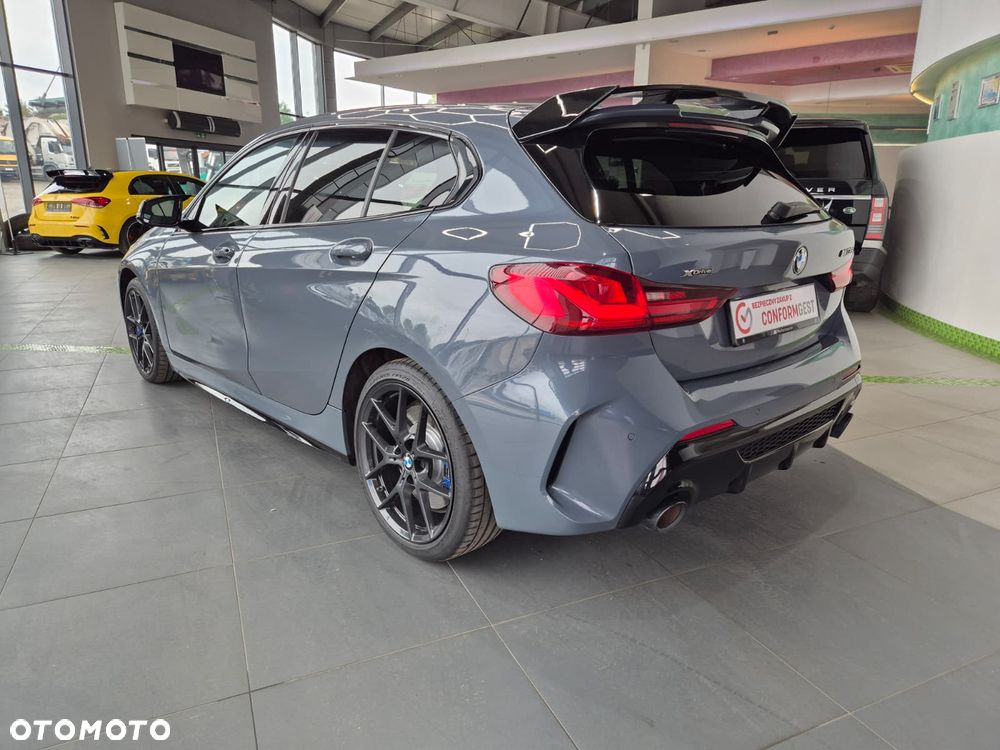 BMW 1M - 11