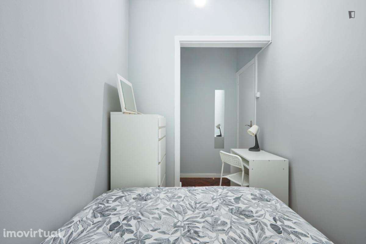 Quarto - localizado em Saldanha Lisbon - Grande imagem: 5/44