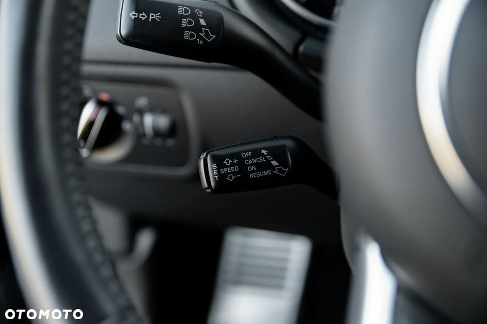 Audi TT Coupé 2.0 TFSI Progressive - 28