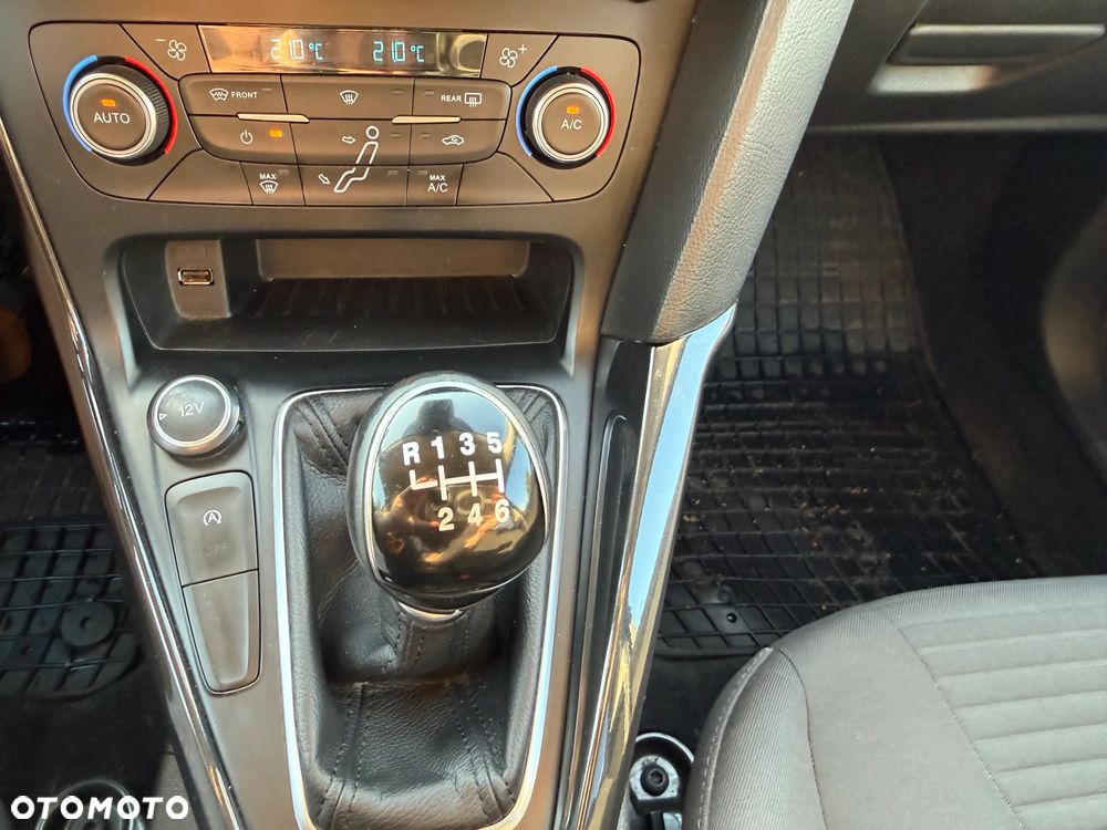 Ford Focus 1.0 EcoBoost Titanium ASS - 29