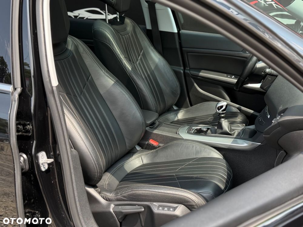 Peugeot 308 BlueHDi 150 Stop & Start Business-Line - 32