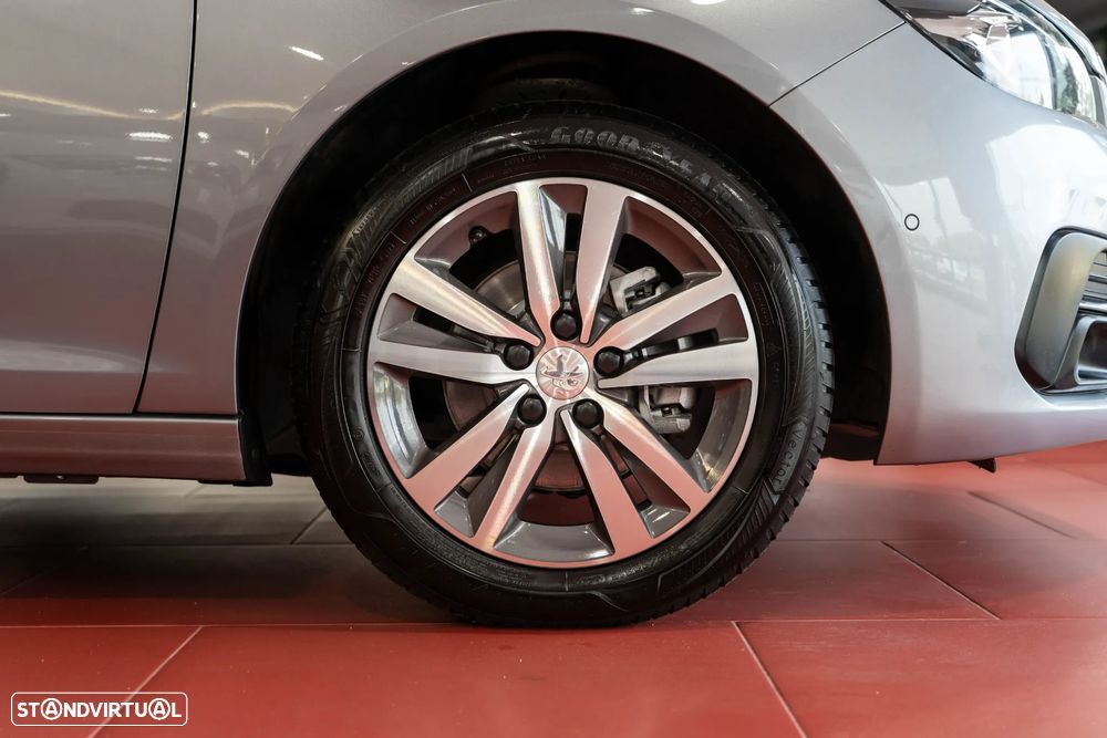 Peugeot 308 1.5 BlueHDi Allure Pack - 27