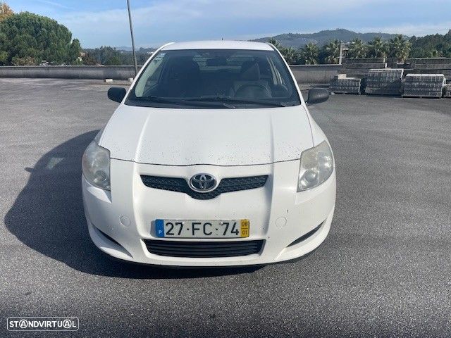 Toyota Auris 2008 photo 2
