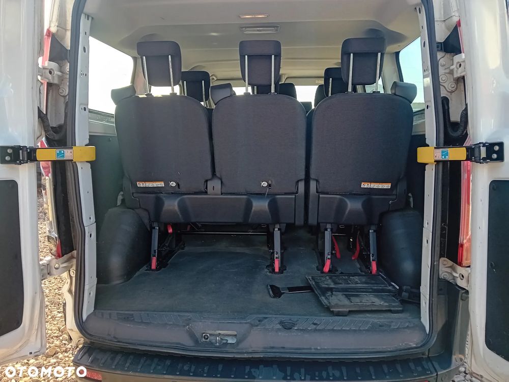 Ford Transit Custom - 10
