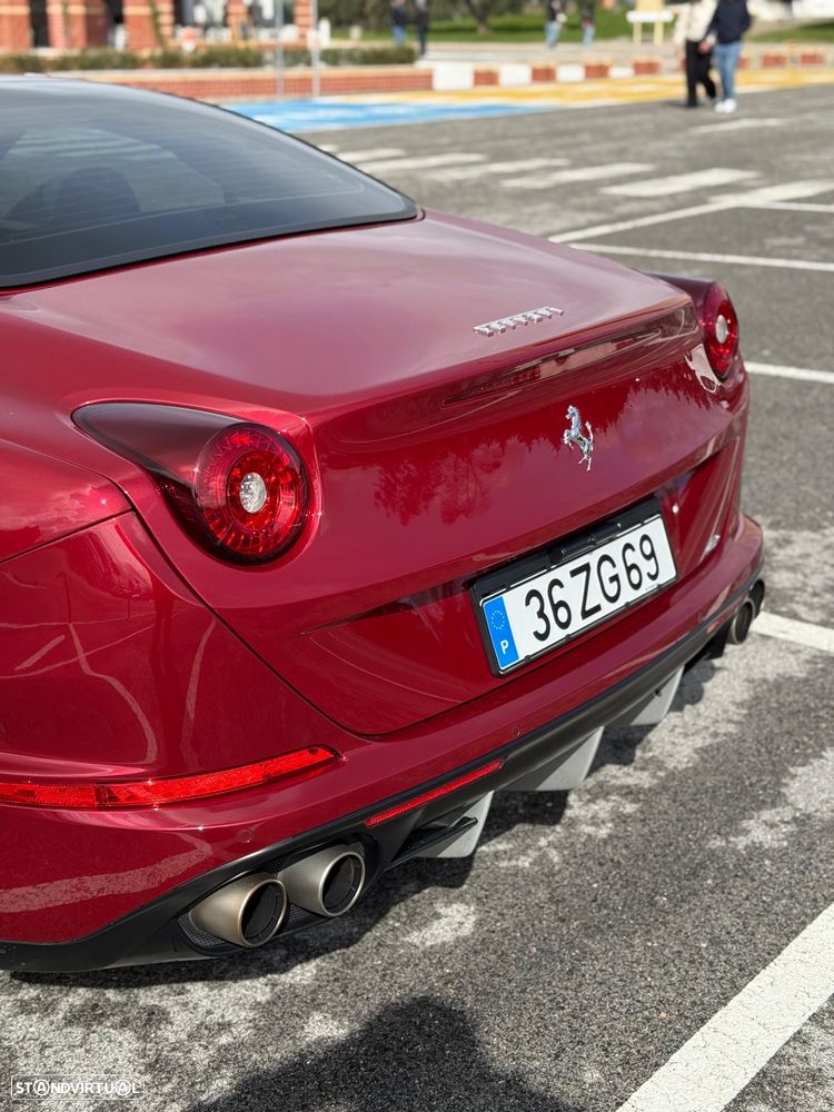 Ferrari California T - 40