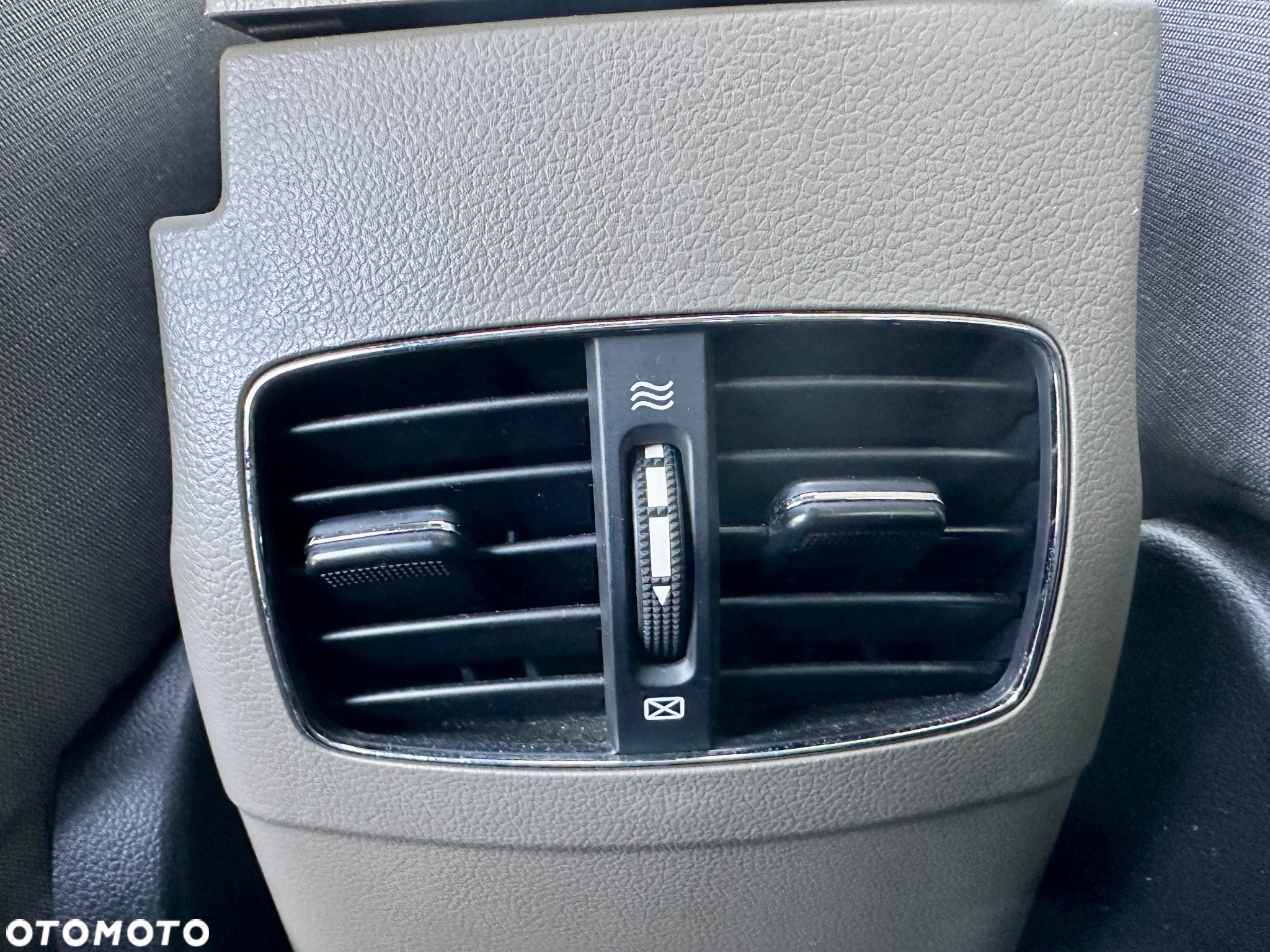 Kia Ceed 1.6 GDI DCT Platinum Edition - 14