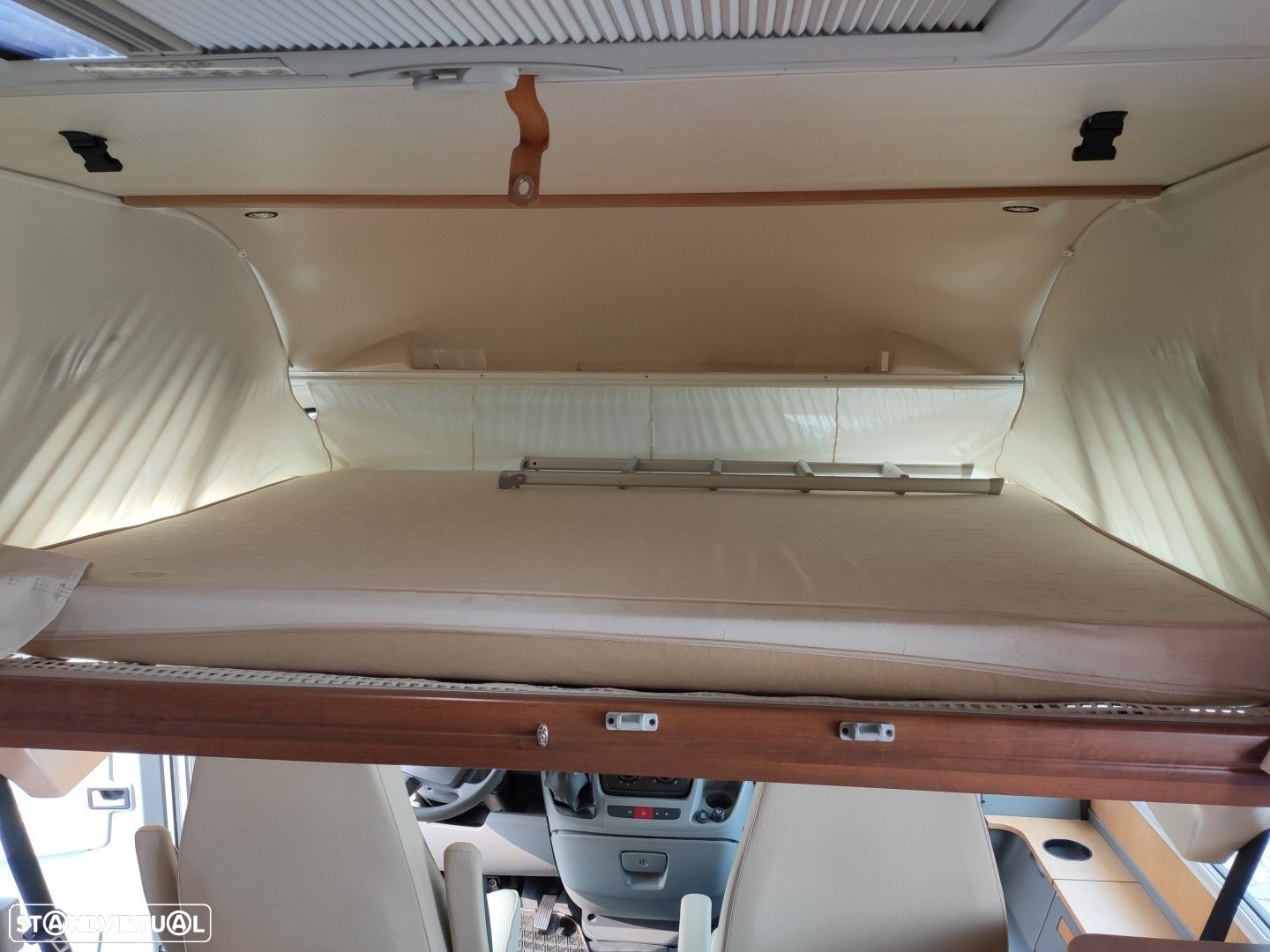 Pilote Aventura G730 - 16