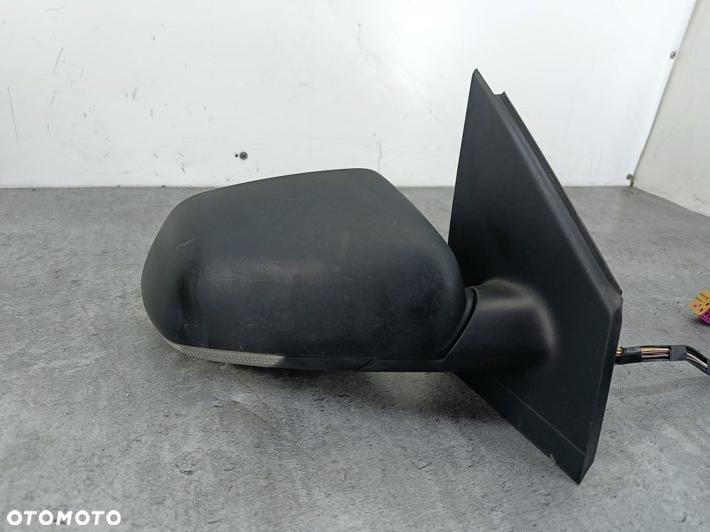 LUSTERKO PRAWE VW POLO IV FL 9N LA7R - 1