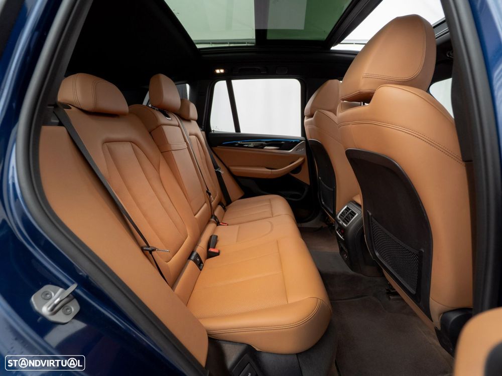 BMW iX3 M Sport Inspiring - 42