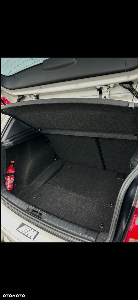 BMW Seria 1 118d DPF - 6