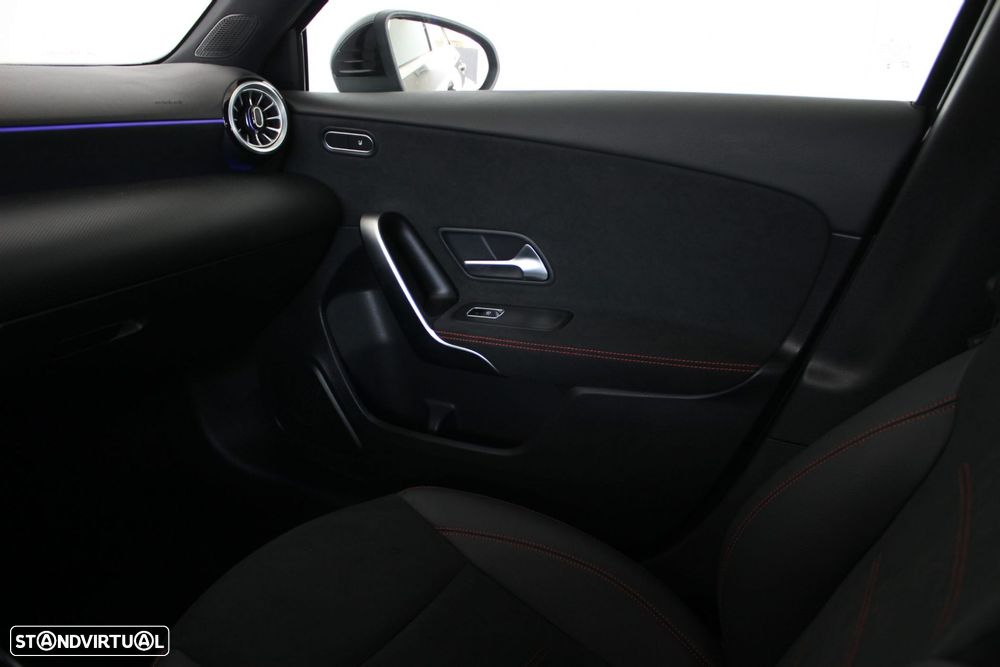 Mercedes-Benz A 180 d AMG Line Aut. - 35