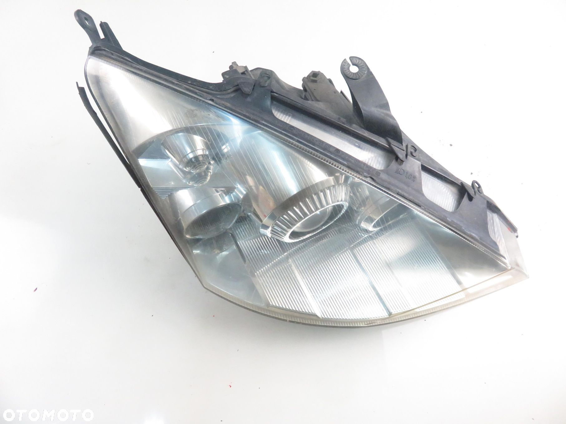 LAMPA PRAWA PRZEDNIA FORD FOCUS MK1 XENON - 14