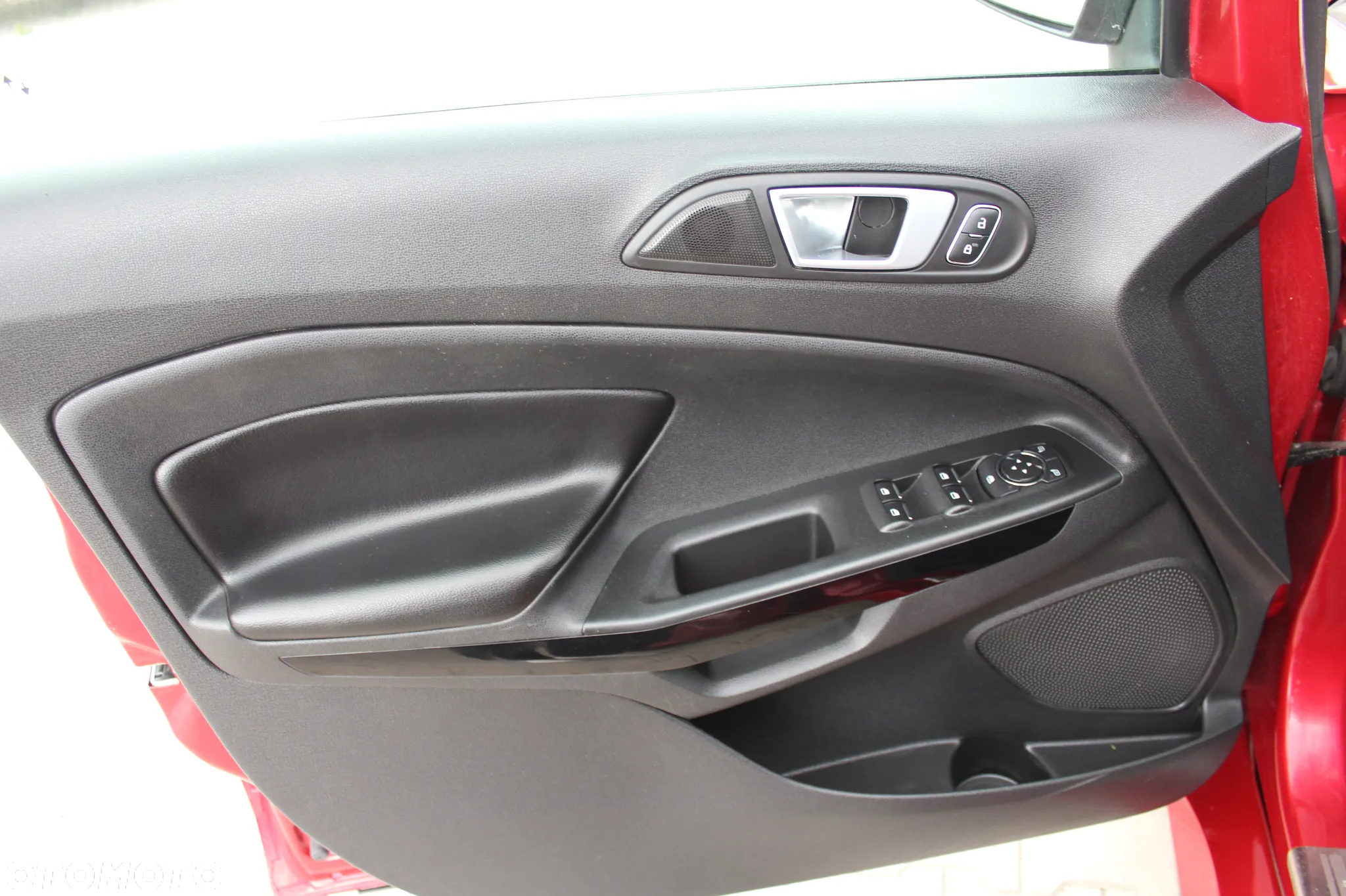 Ford EcoSport 1.0 EcoBoost ST-Line Black ASS - 11