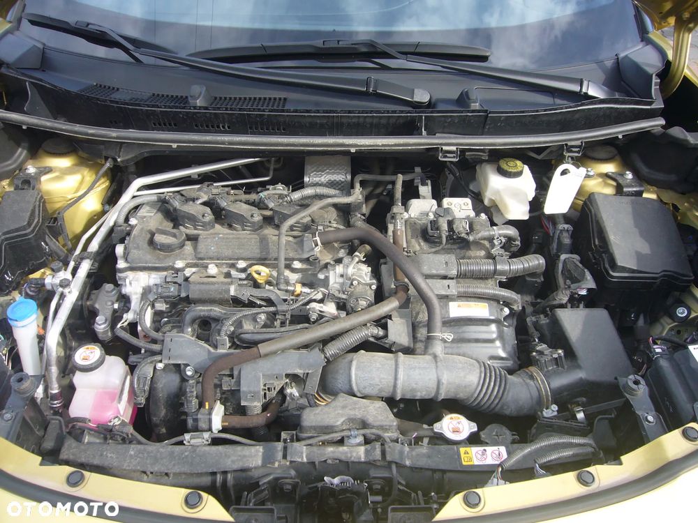 Toyota Yaris 1.5 Premium CVT - 21