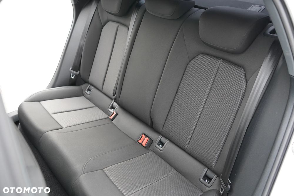 Audi A3 Limousine 35 TFSI mHEV S tronic - 37