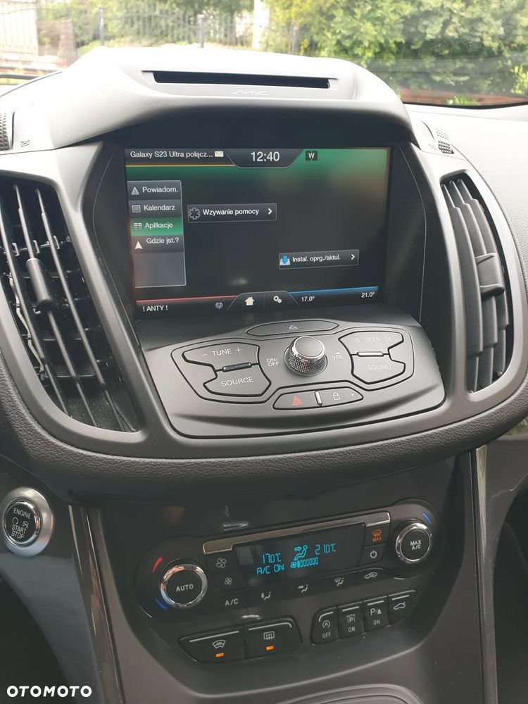 Ford Kuga 2.0 TDCi 4x4 Titanium - 28