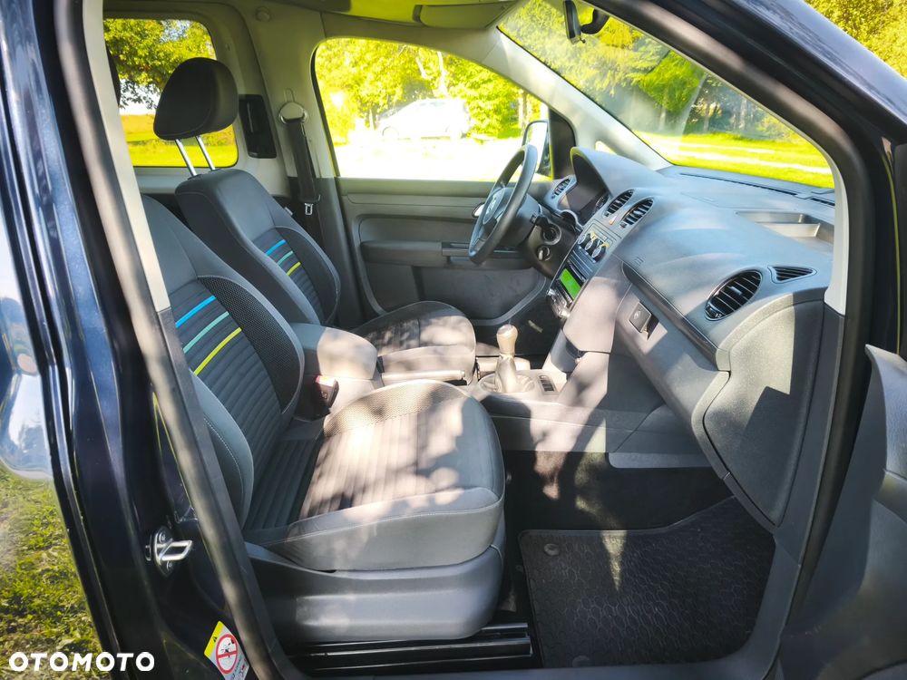 Volkswagen Caddy - 23