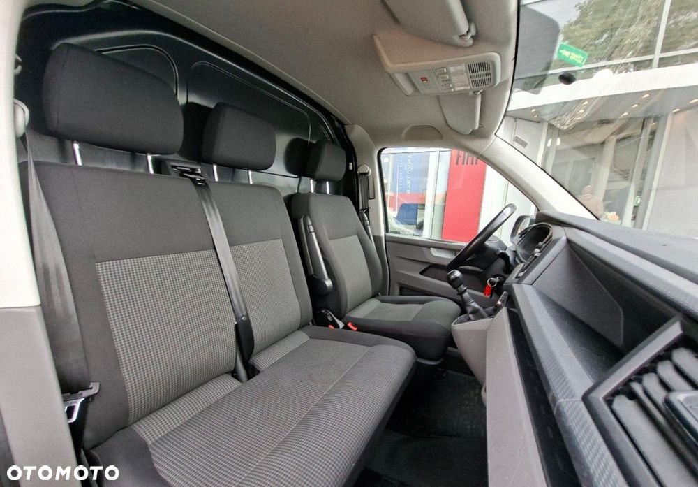 Volkswagen Transporter - 17