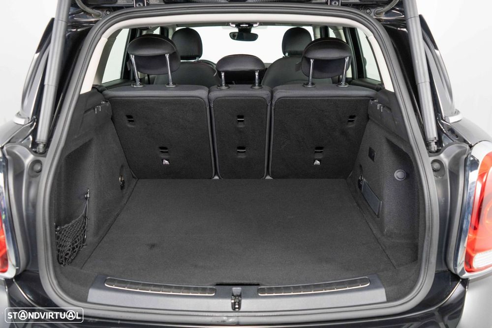 MINI Countryman Cooper SE ALL4 Auto - 12