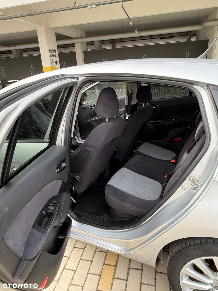 Fiat Bravo 1.9 Multijet 16V Emotion - 8