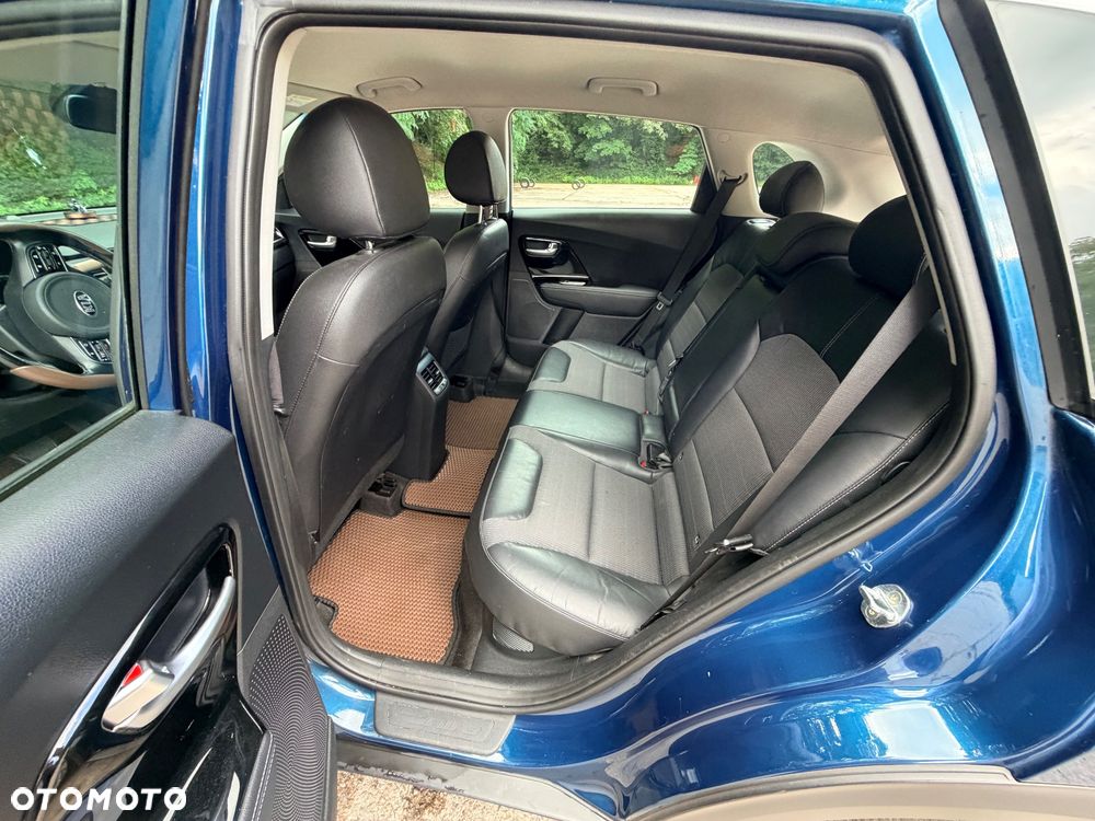 Kia Niro 1.6 GDI Hybrid L - 35