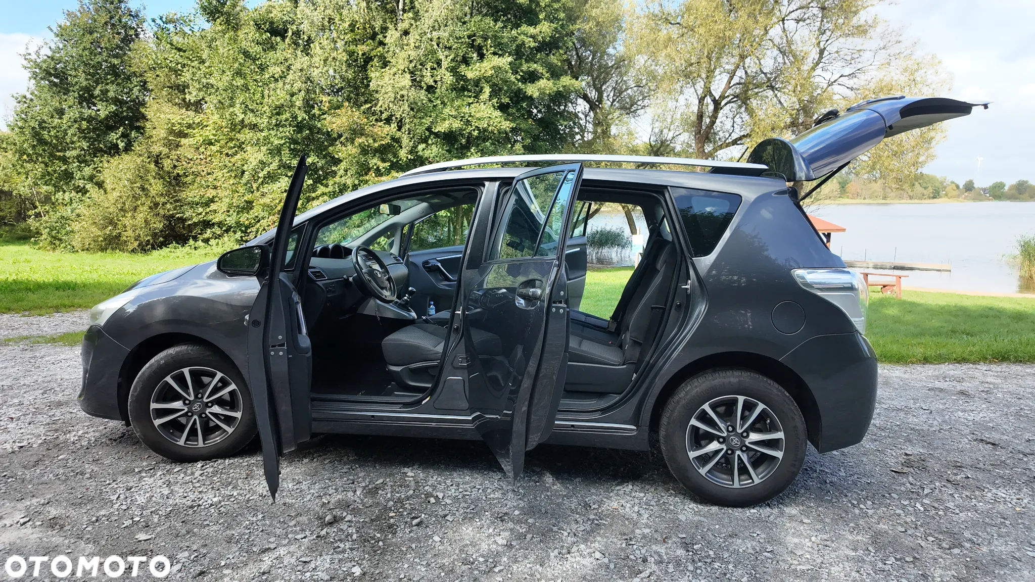 Toyota Verso 1.8 Prestige 7os - 26