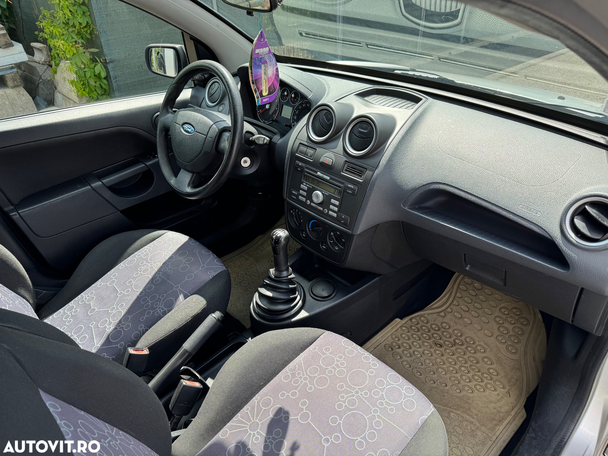 Ford Fiesta - 9